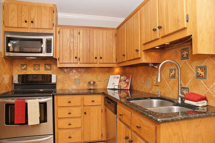 How To Paint A Tile Backsplash My Budget Solution Designer Tred You Can Paint A Tile Backsplash Talk About Thrifty Update Full Tutorial By