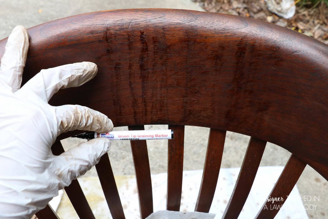 How to Refinish Wood Chairs the Easy Way! Designer Trapped