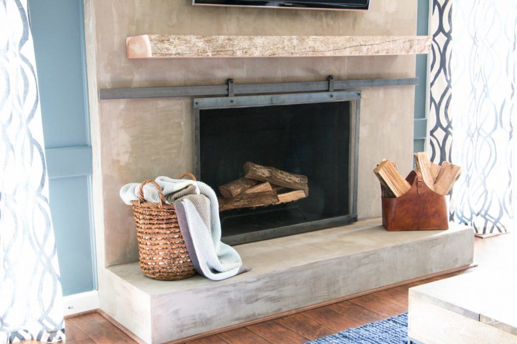 How To Make A Barn Door Style Fireplace Screen Designertrapped Com