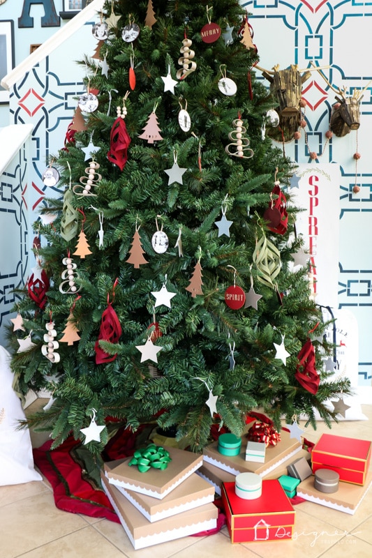 an entire tree filled with diy christmas ornaments an entire tree filled with diy christmas ornaments